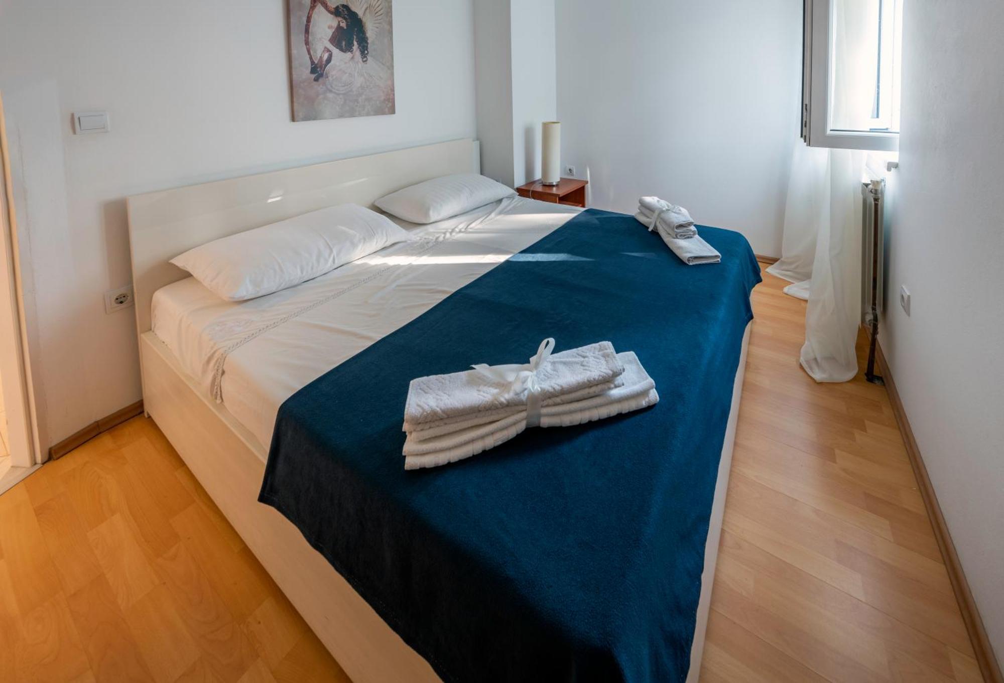 Apartment Anamaria With Seaview Petrcane Esterno foto